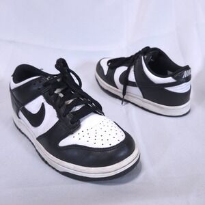 Nike Dunk Low GS Panda 7Y / Womens 8.5 Black White Sneakers CW1590-100 Classic